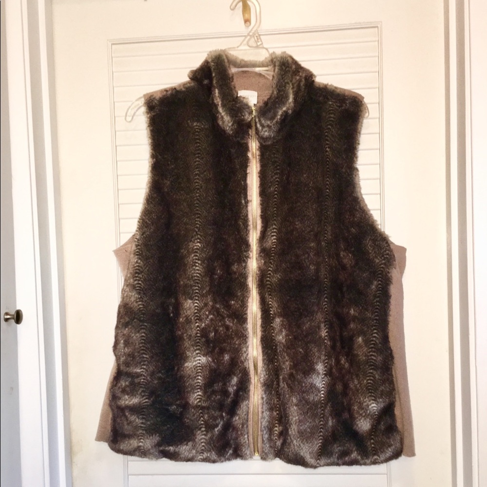 Faix fur vest